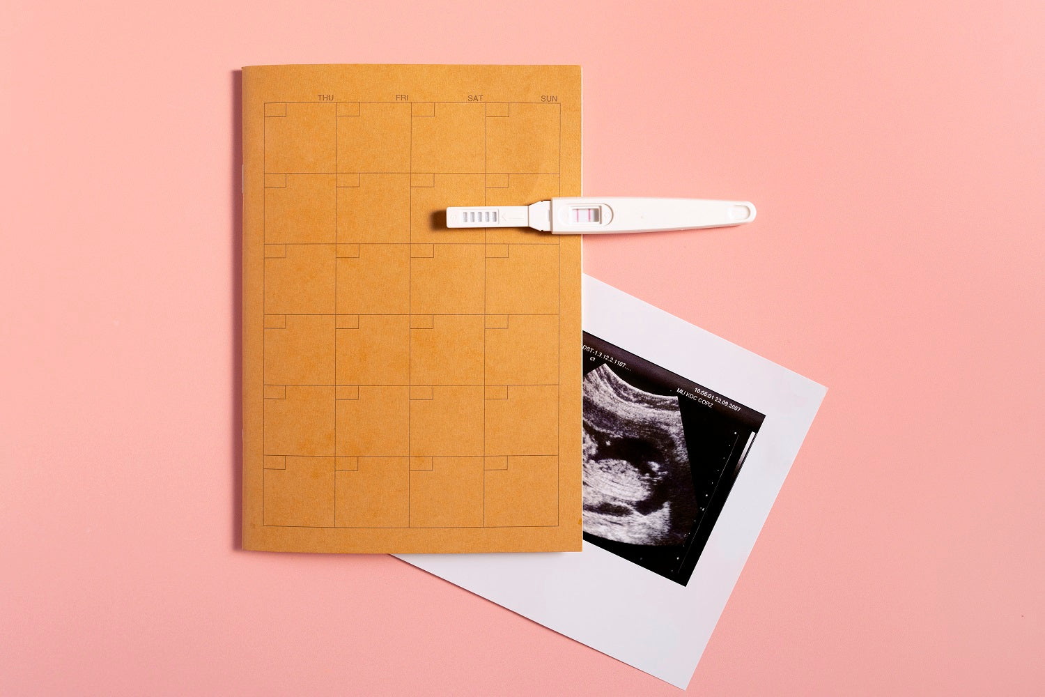 New Mom Essentials: The Ultimate First Month Pregnancy Guide